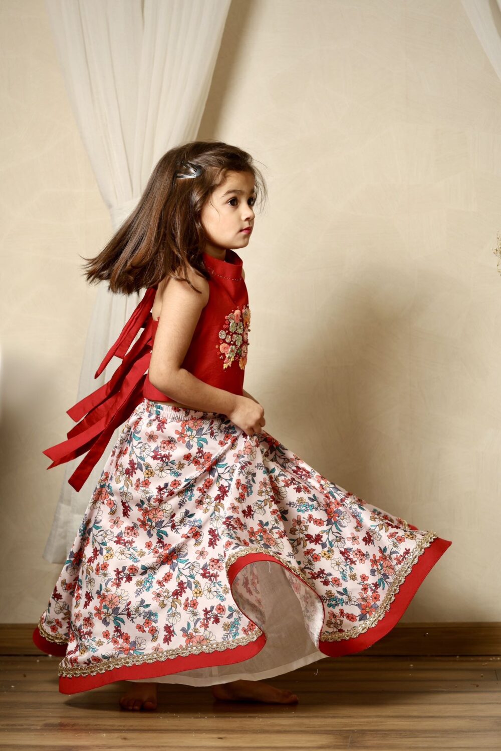 cherry red colour top and floral bottom - Image 3