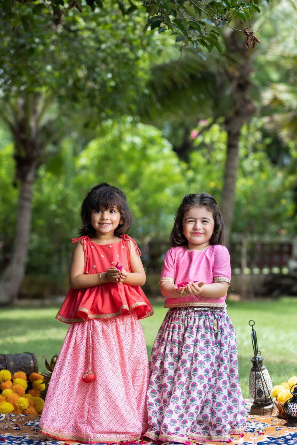 Long punch pink top with printed skirt - Image 5